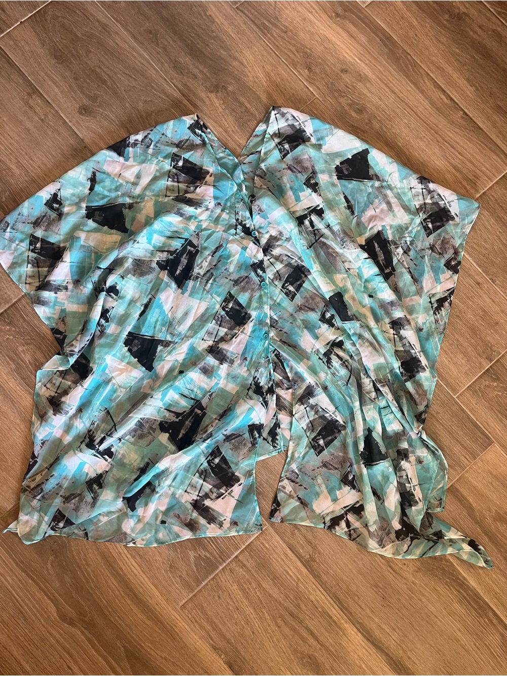 Papillon Blanc Abstract V-Neck Tunic in Teal, Black, White